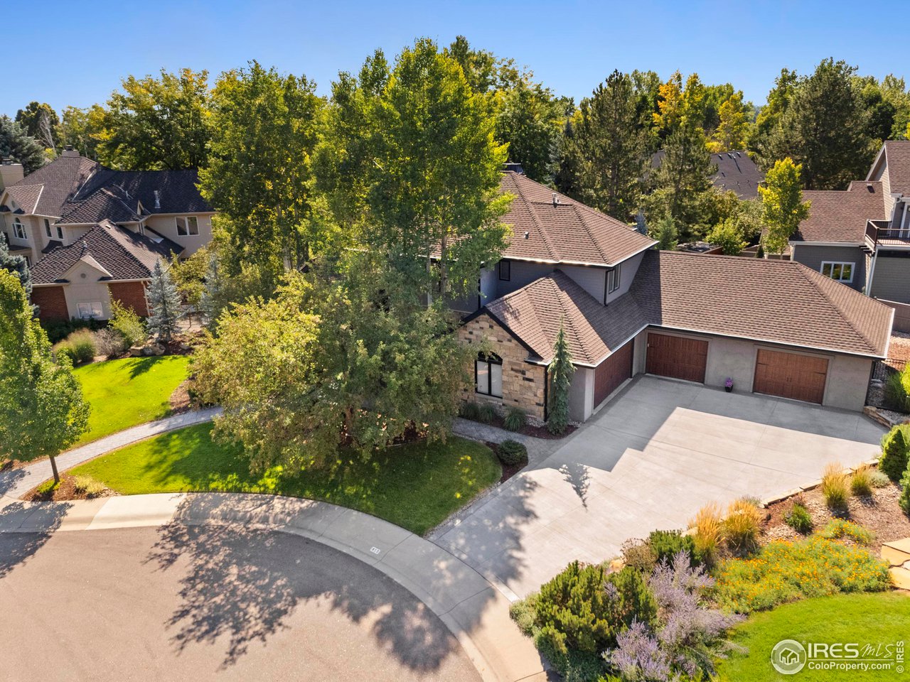 813 Whitehall Ct