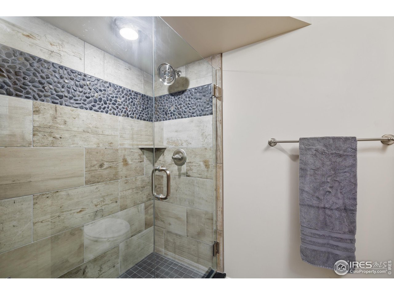 813 Whitehall Ct