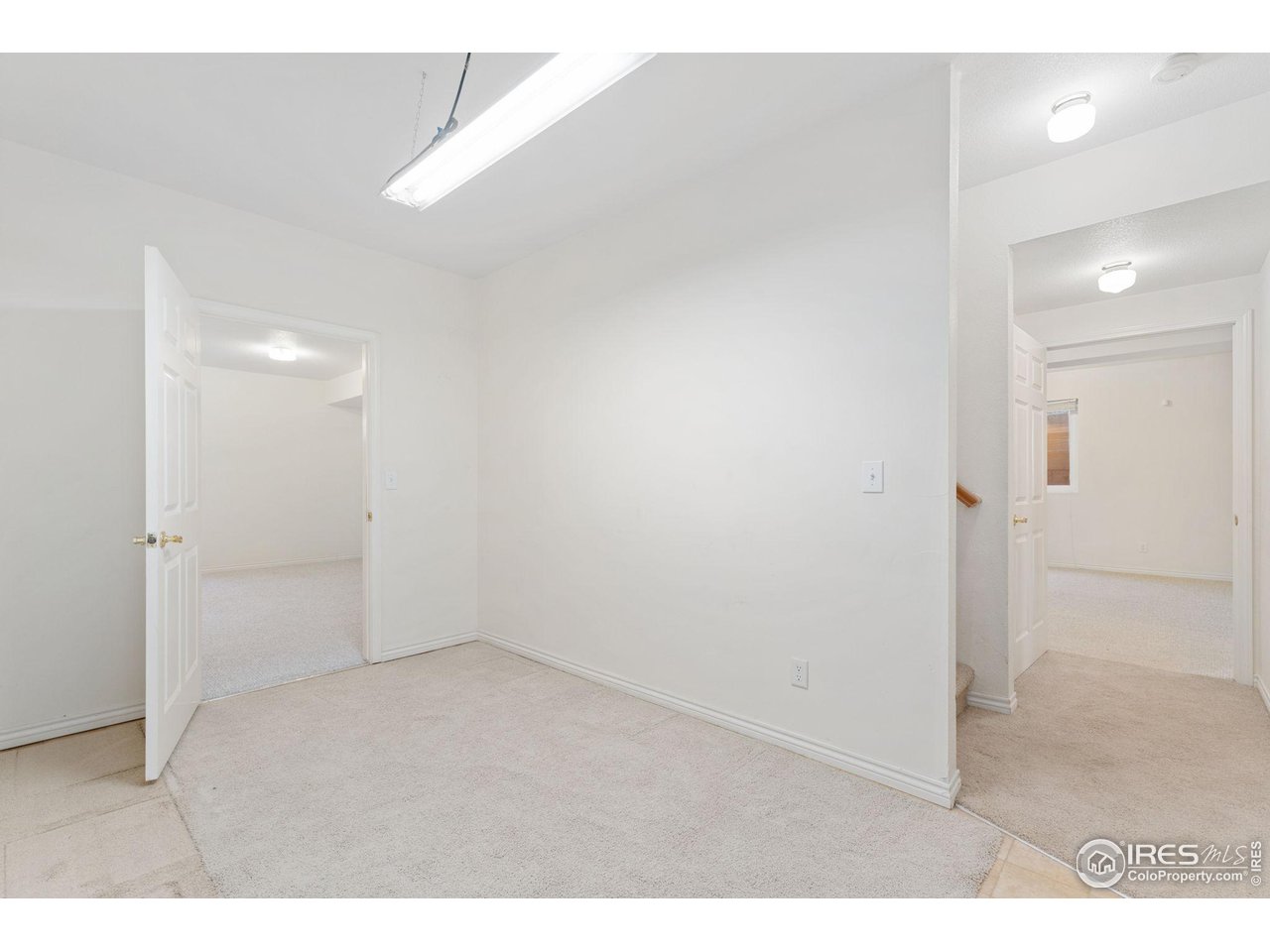 2218 Smallwood Dr