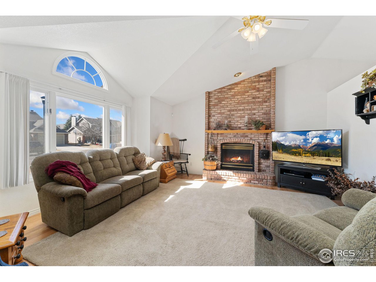 2218 Smallwood Dr