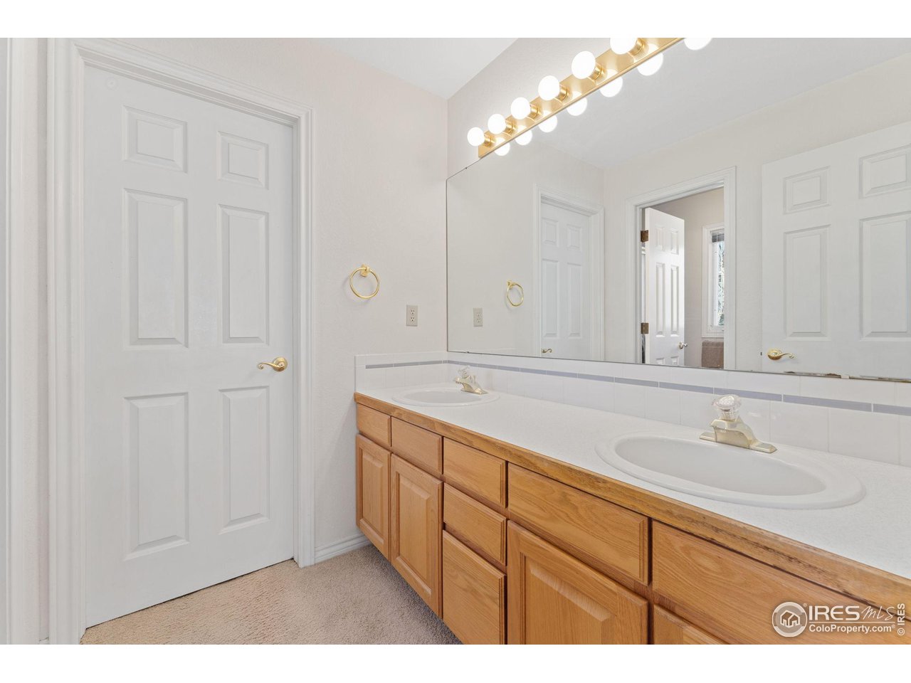2218 Smallwood Dr