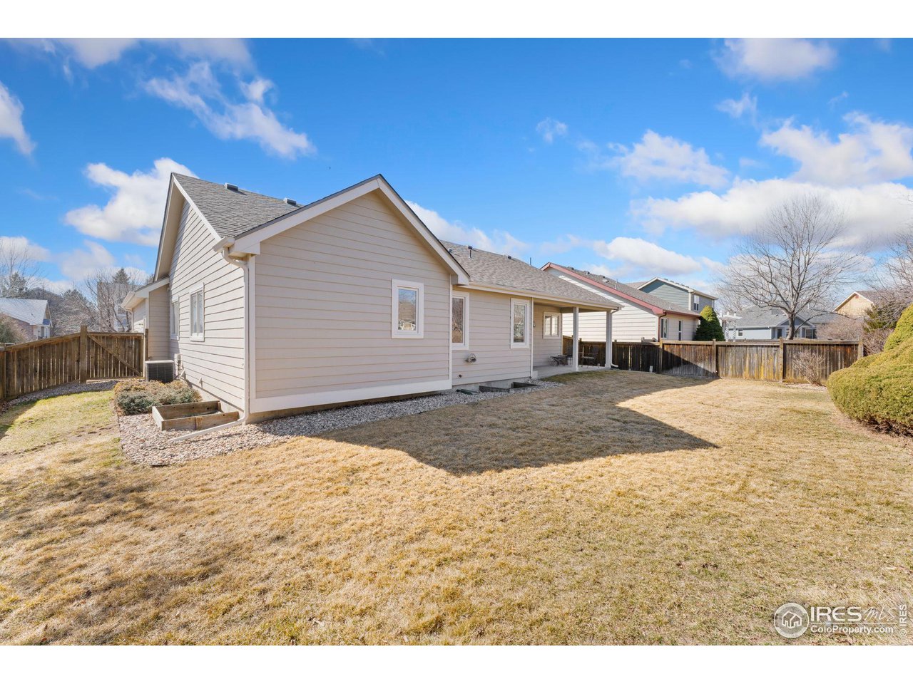 2218 Smallwood Dr