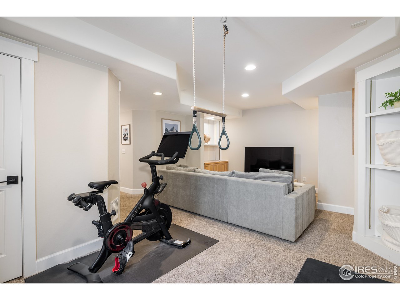 301 Indian Peaks Trl W