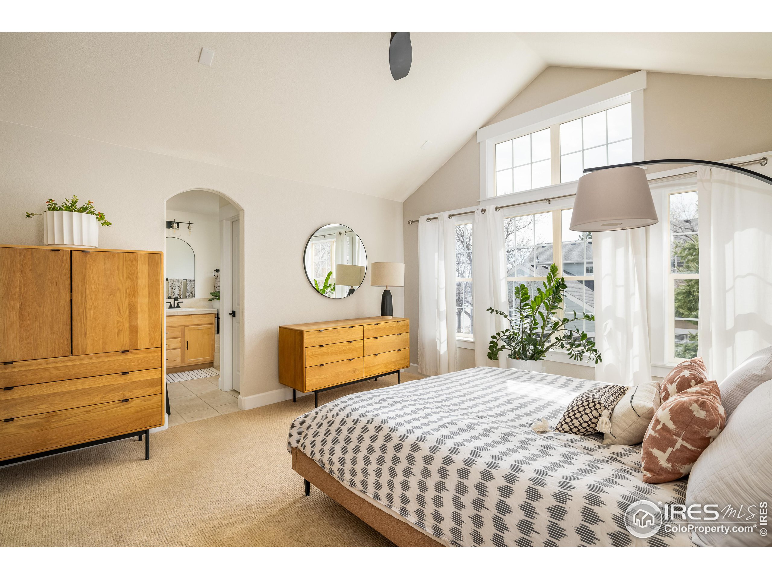 301 Indian Peaks Trl W