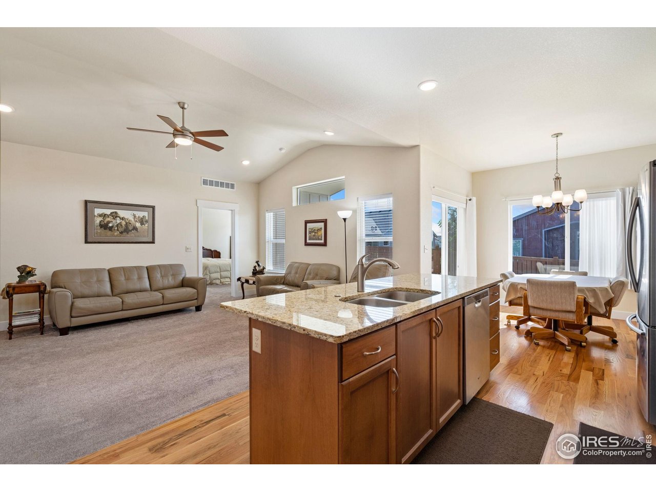 338 Lemonade Dr