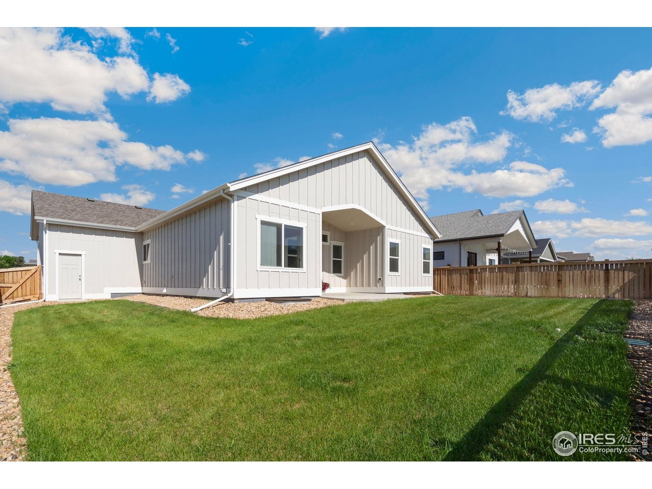 338 Lemonade Dr