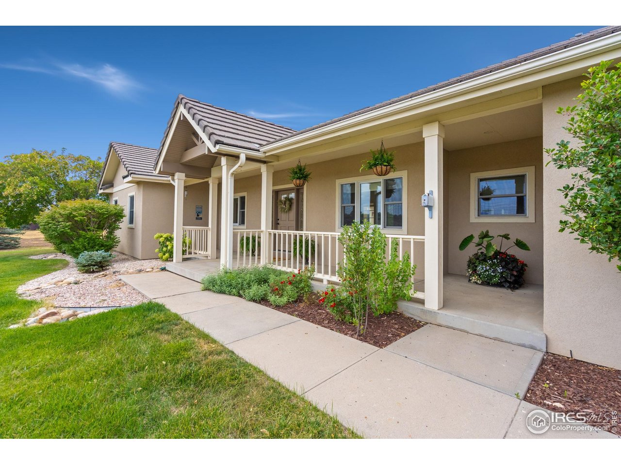 458 Deerfield Cir