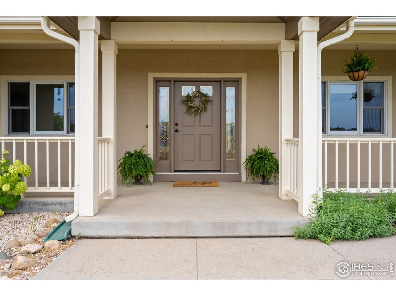 458 Deerfield Cir