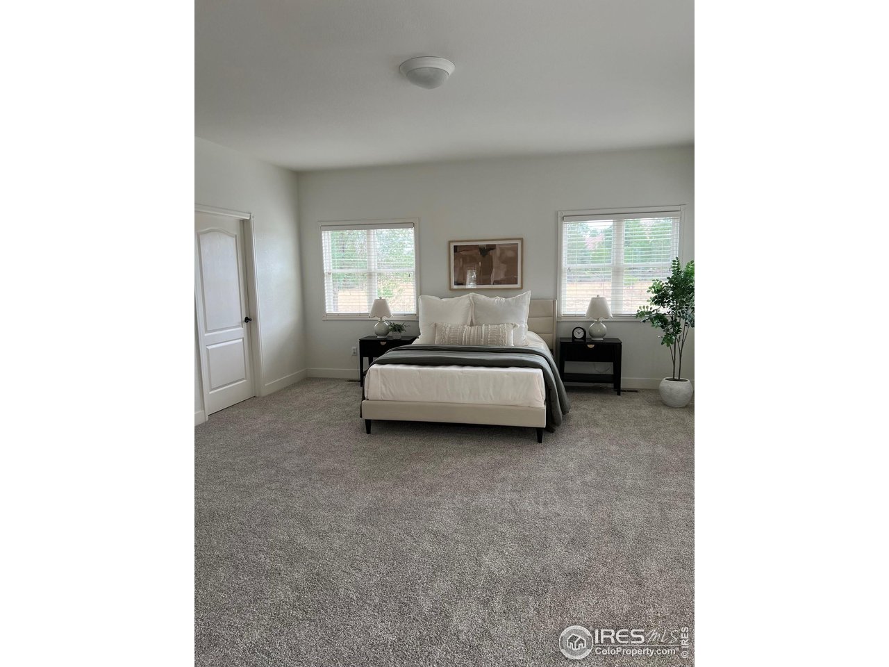 458 Deerfield Cir