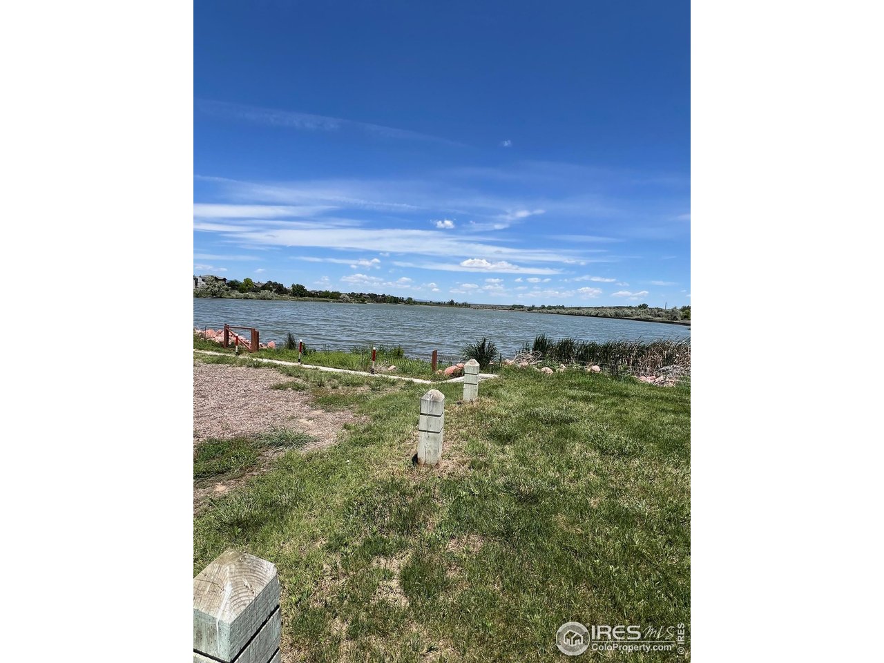458 Deerfield Cir