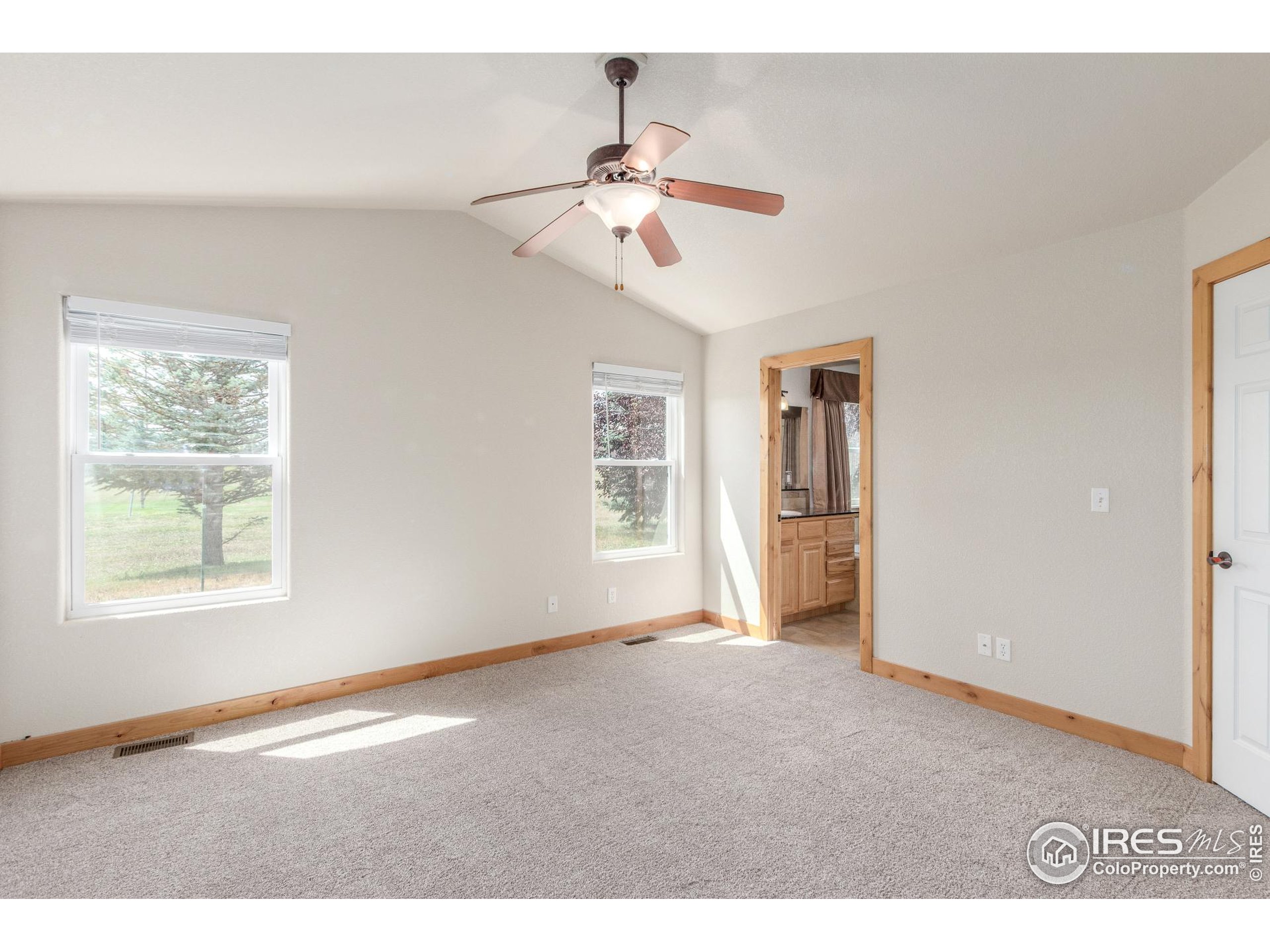 2422 Steamboat Springs St