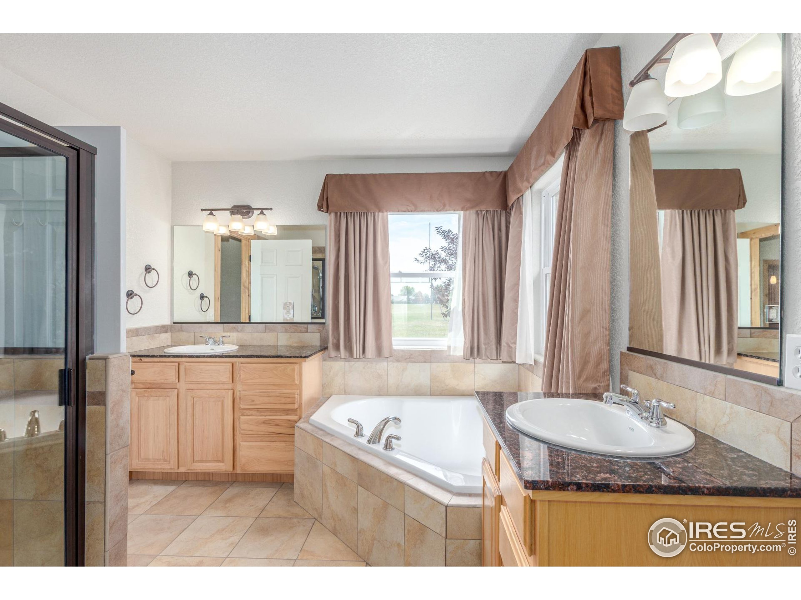 2422 Steamboat Springs St