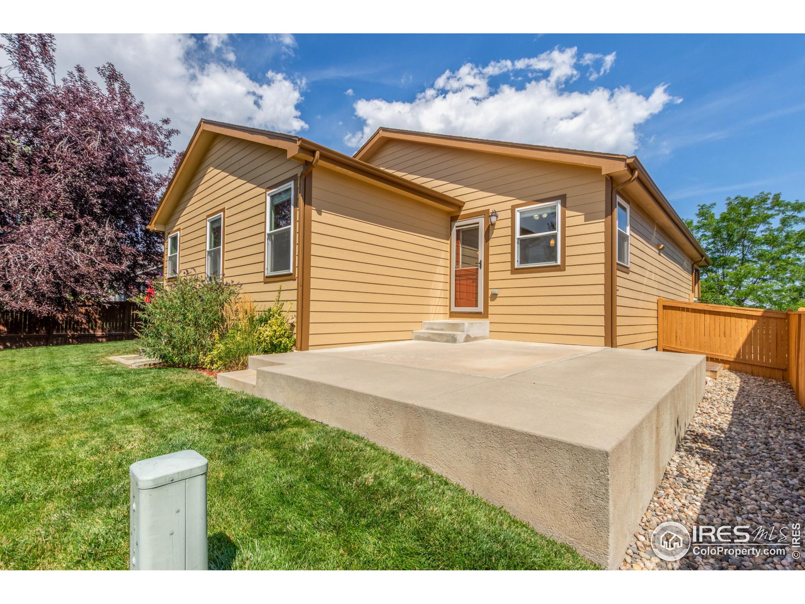 2422 Steamboat Springs St