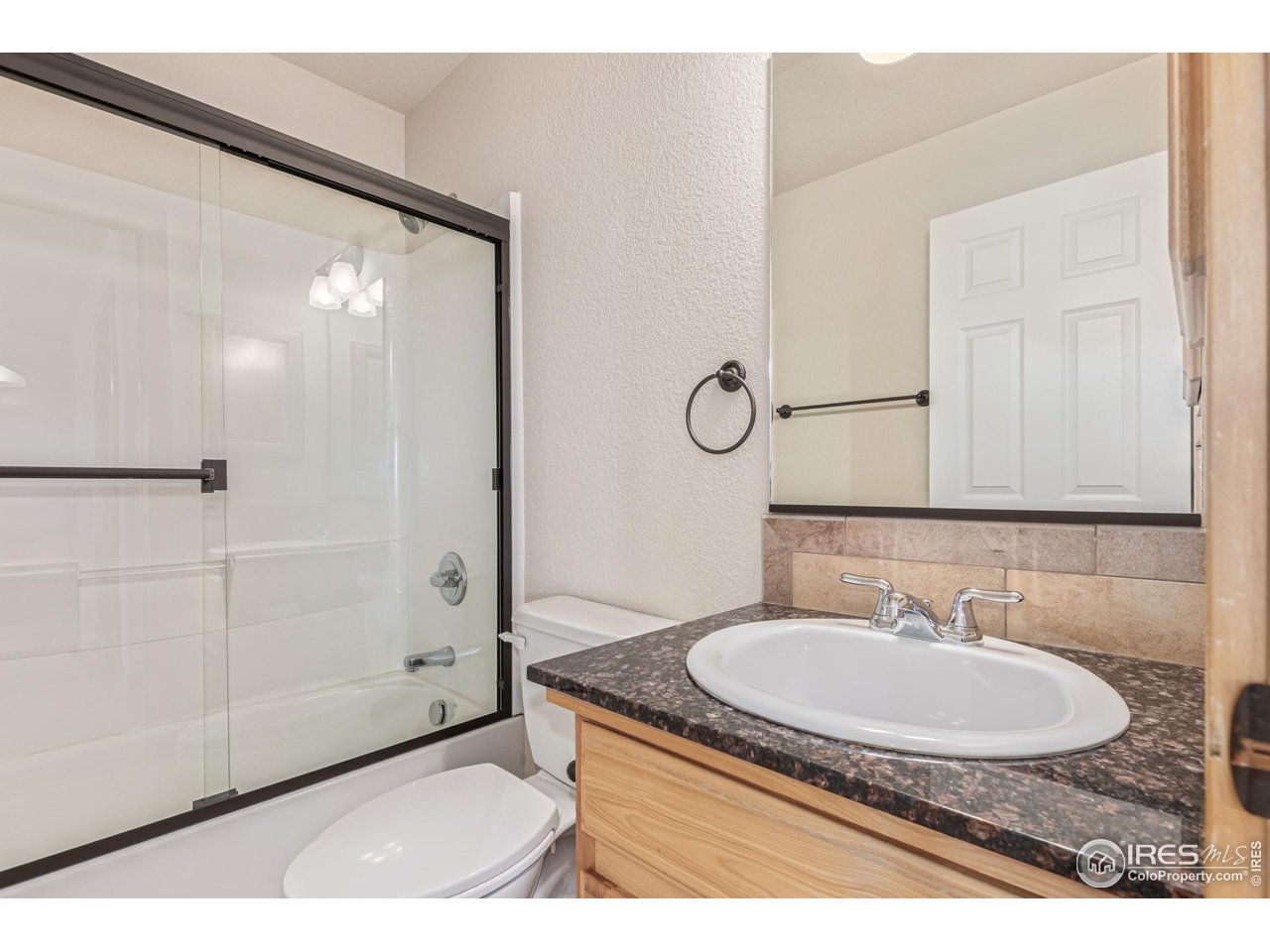 2422 Steamboat Springs St