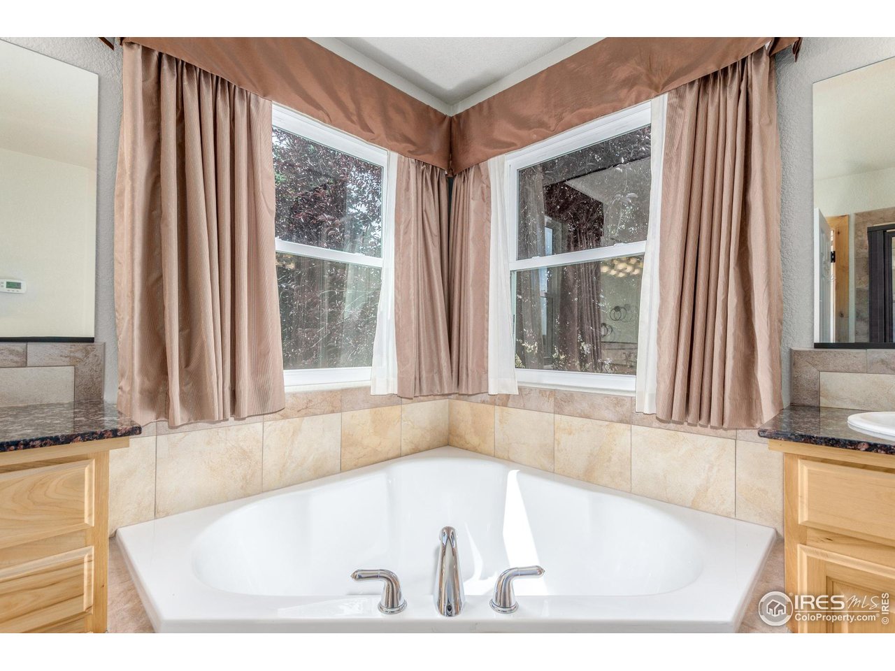 2422 Steamboat Springs St