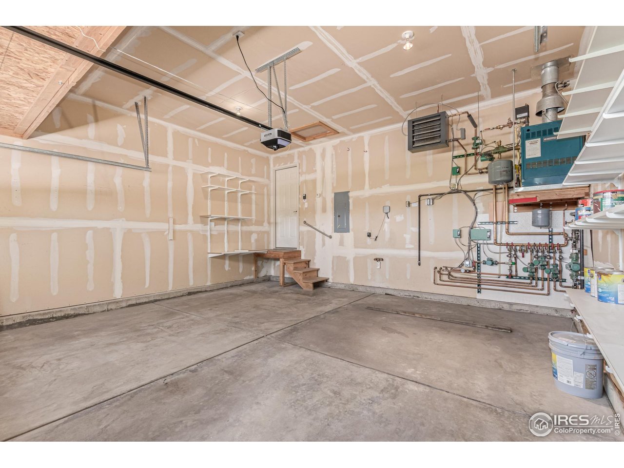 2422 Steamboat Springs St