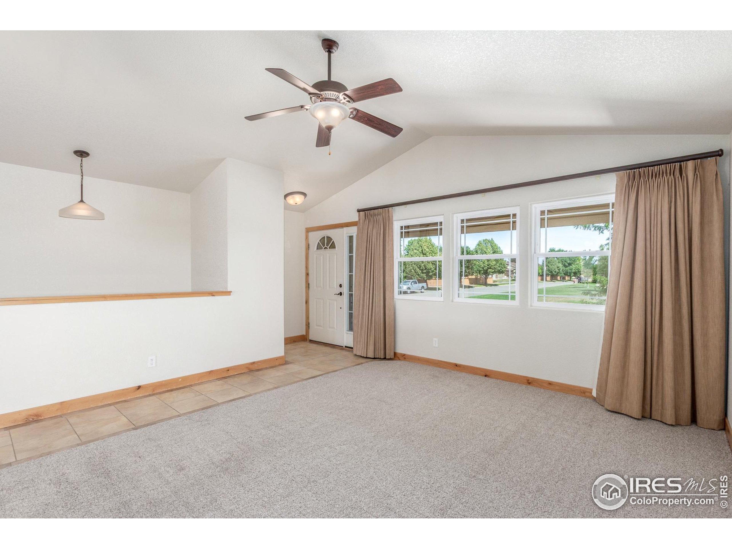 2422 Steamboat Springs St