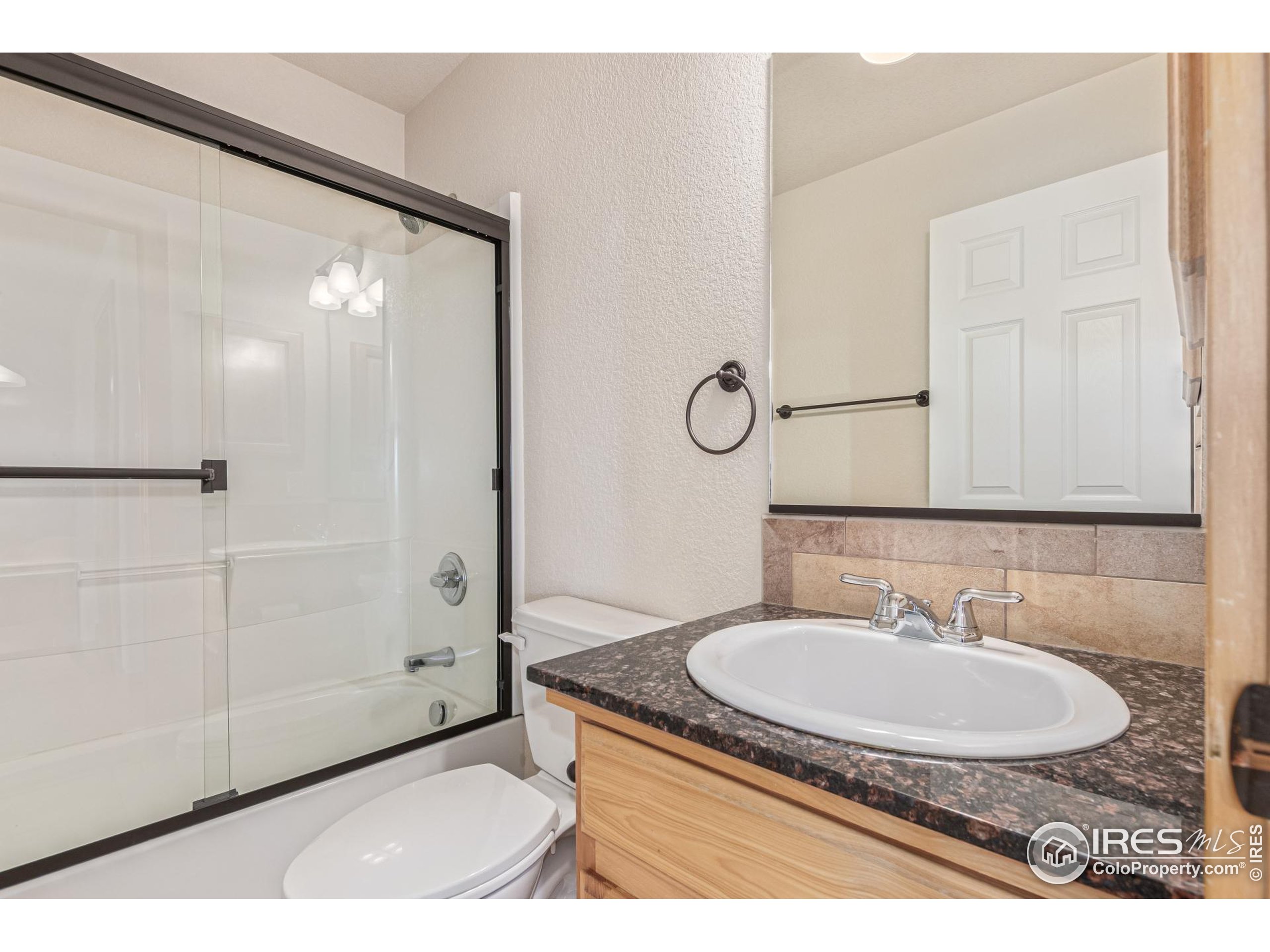 2422 Steamboat Springs St