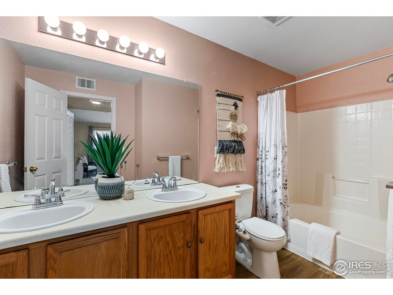 3002 W Elizabeth St 17-G