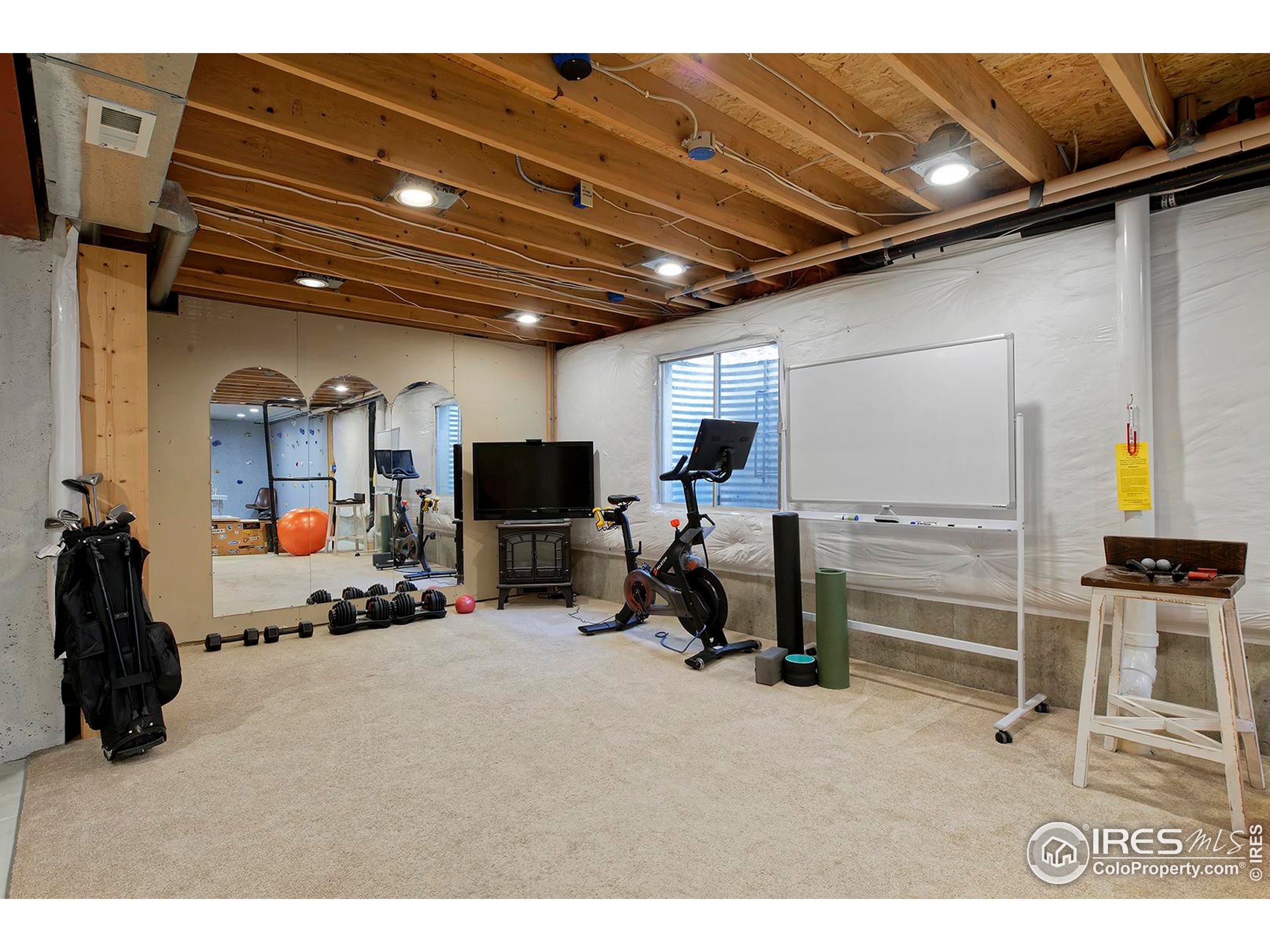 5865 N Orchard Creek Cir