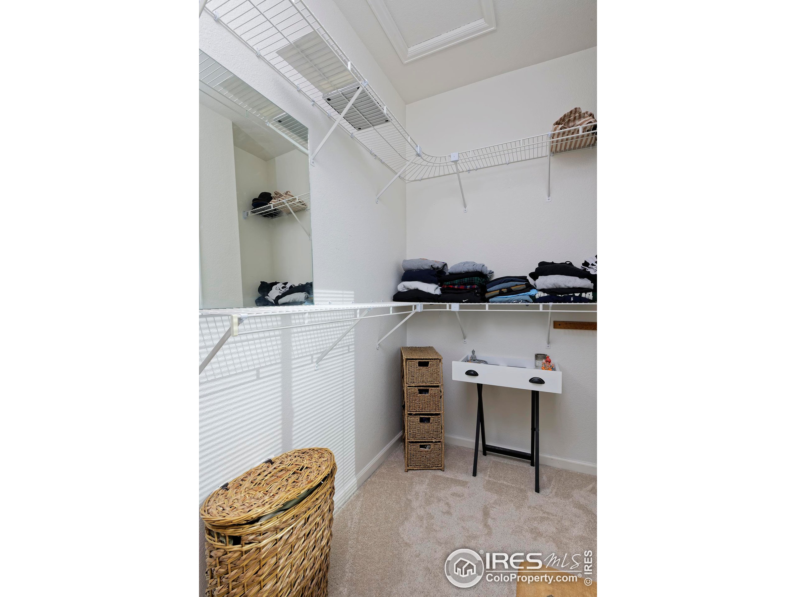 5865 N Orchard Creek Cir