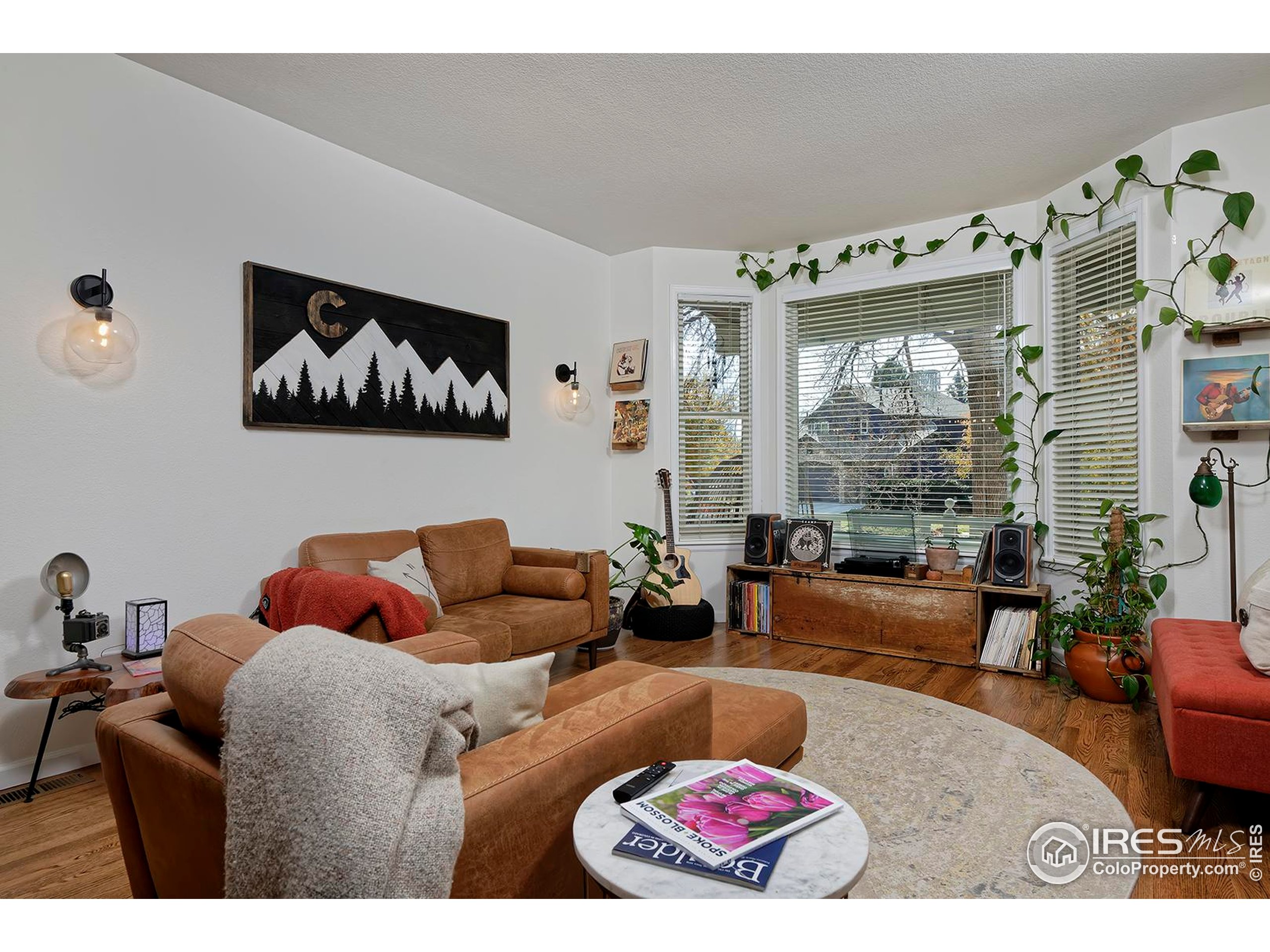 5865 N Orchard Creek Cir