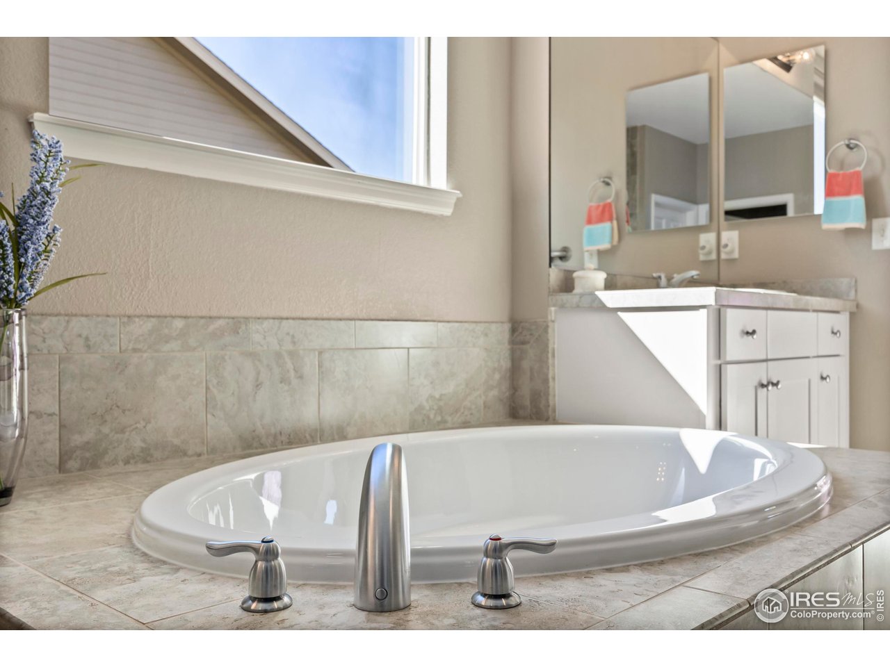 216 Siesta Key Dr