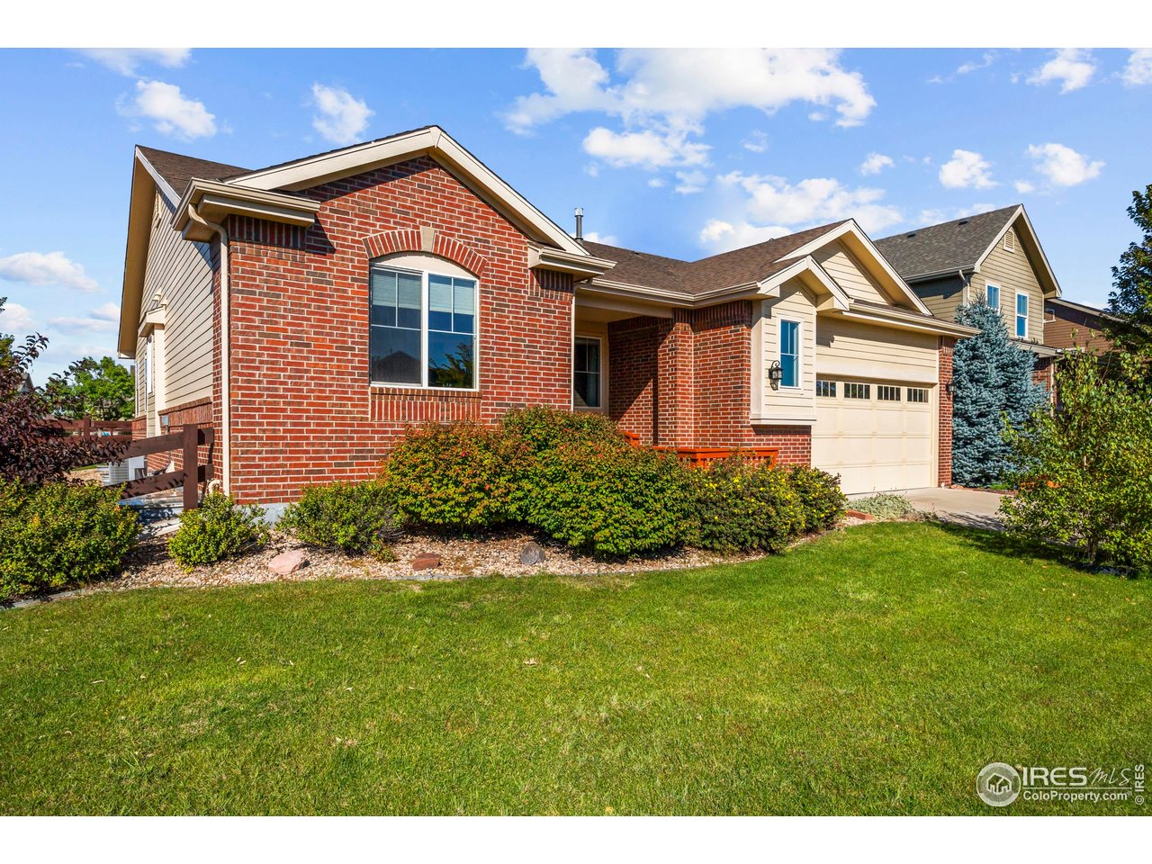 216 Siesta Key Dr