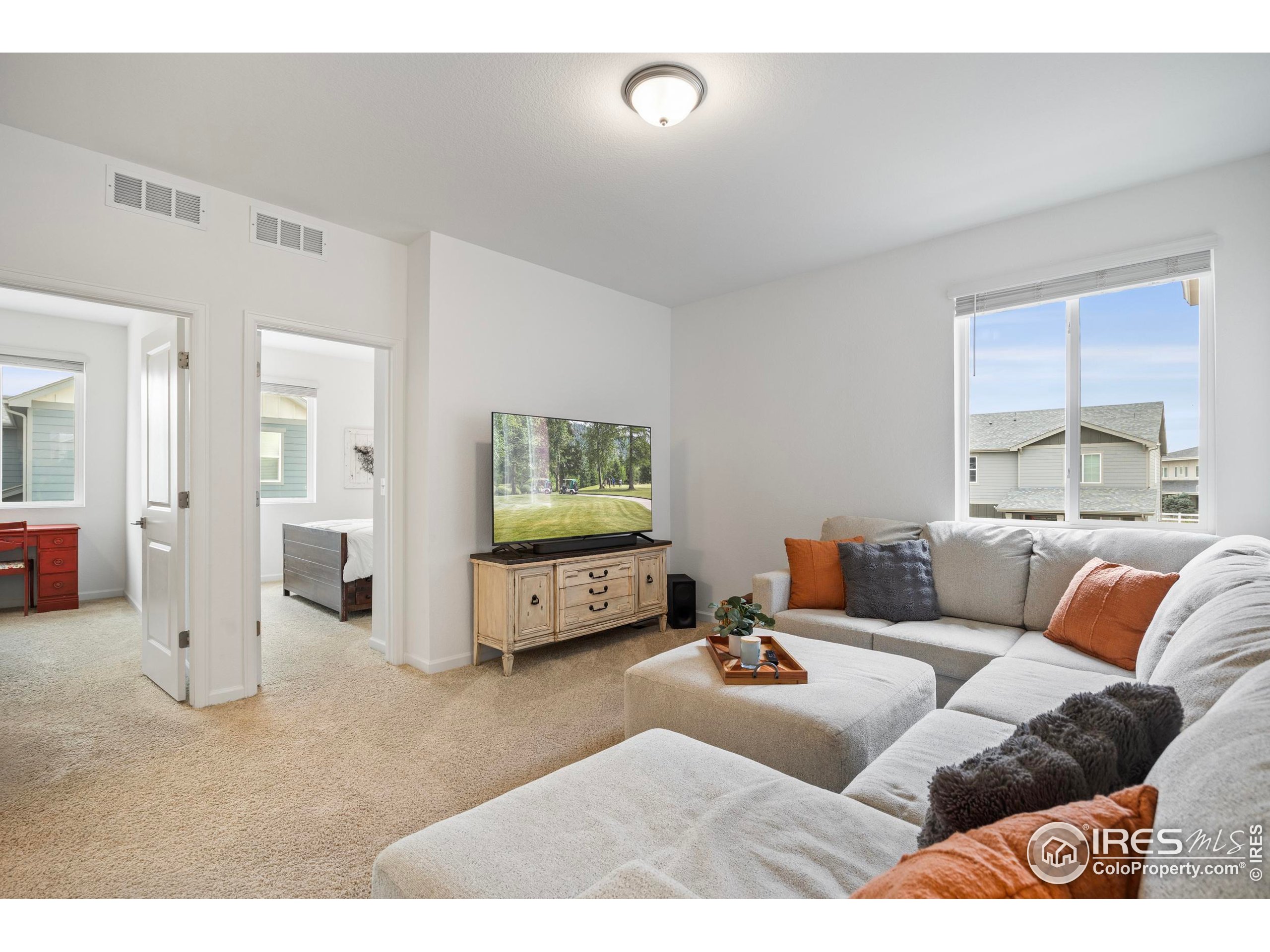 6044 Flying Mallard Dr