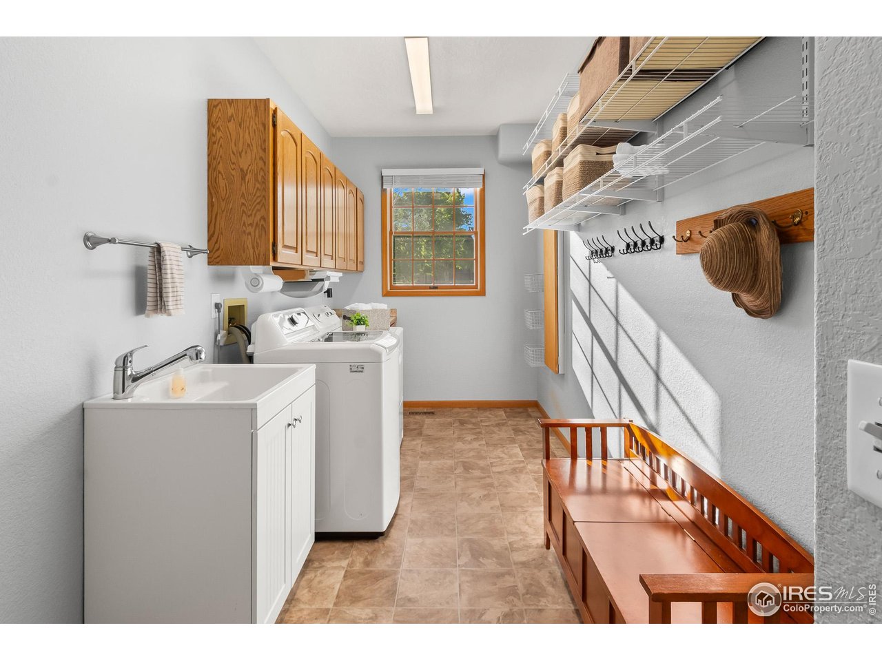 3020 Blue Mountain Ct