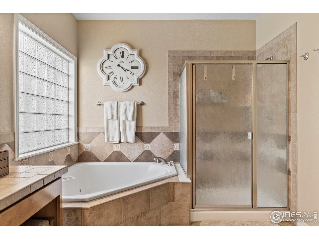 3527 Green Spring Dr