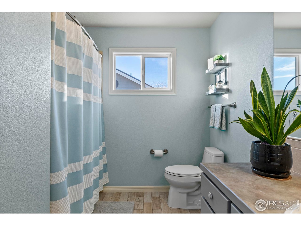 3527 Green Spring Dr