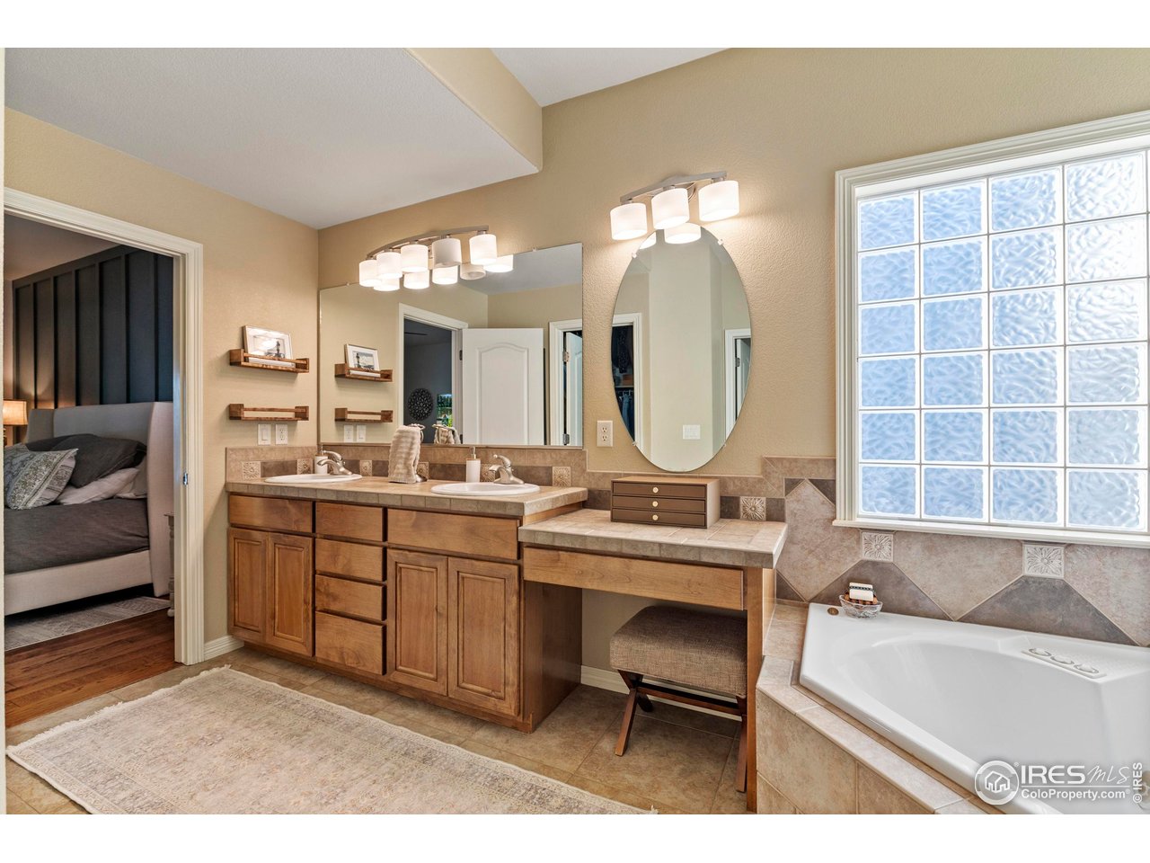 3527 Green Spring Dr