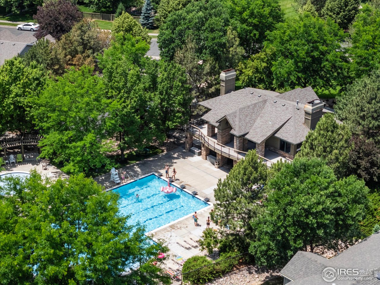 3527 Green Spring Dr