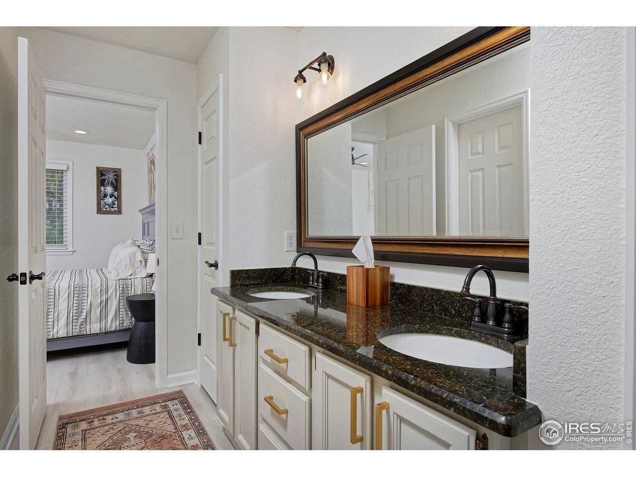 5865 N Orchard Creek Cir