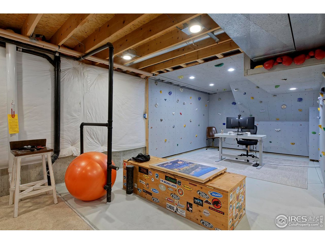 5865 N Orchard Creek Cir