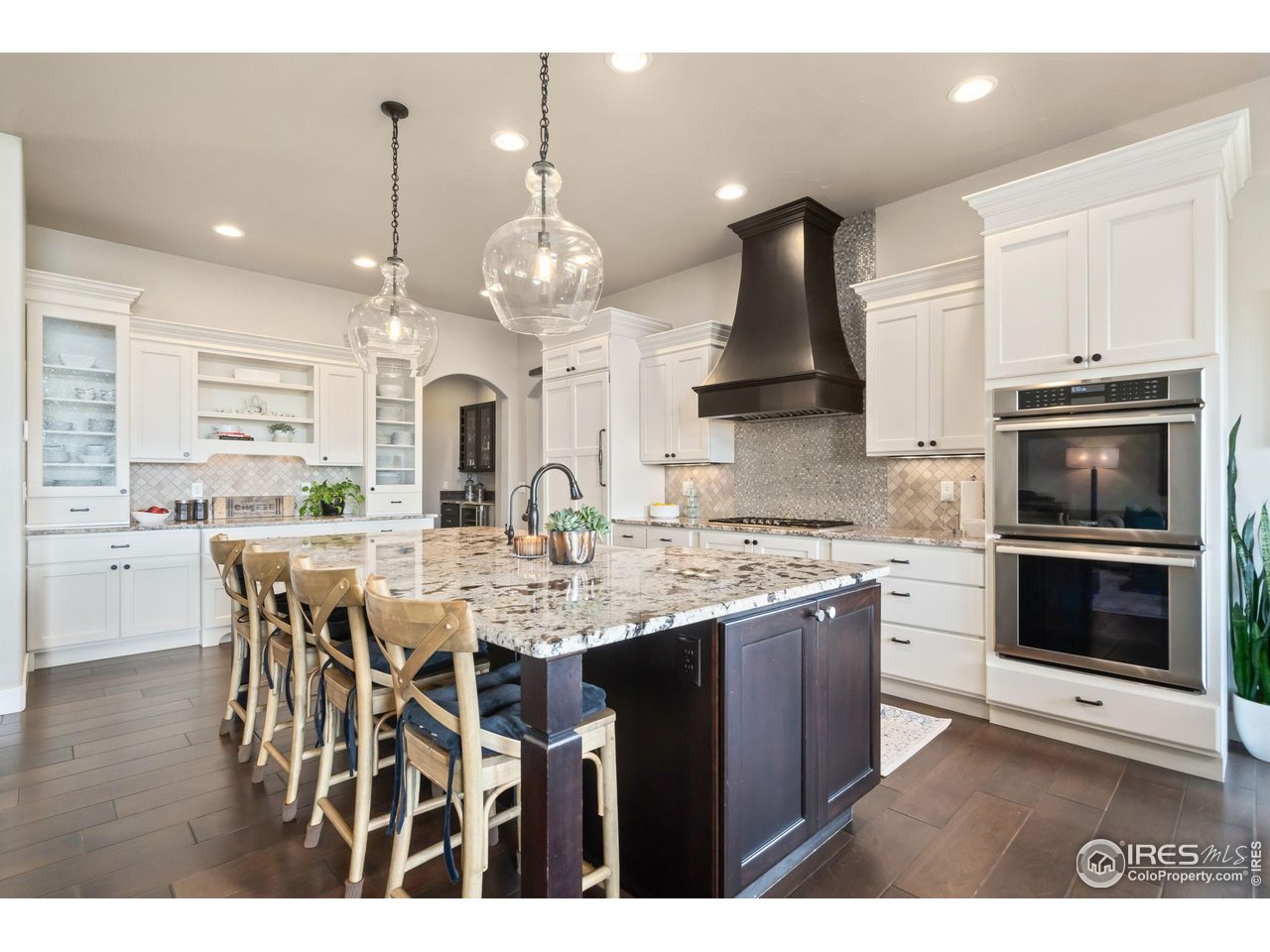 3828 Valley Crest Dr