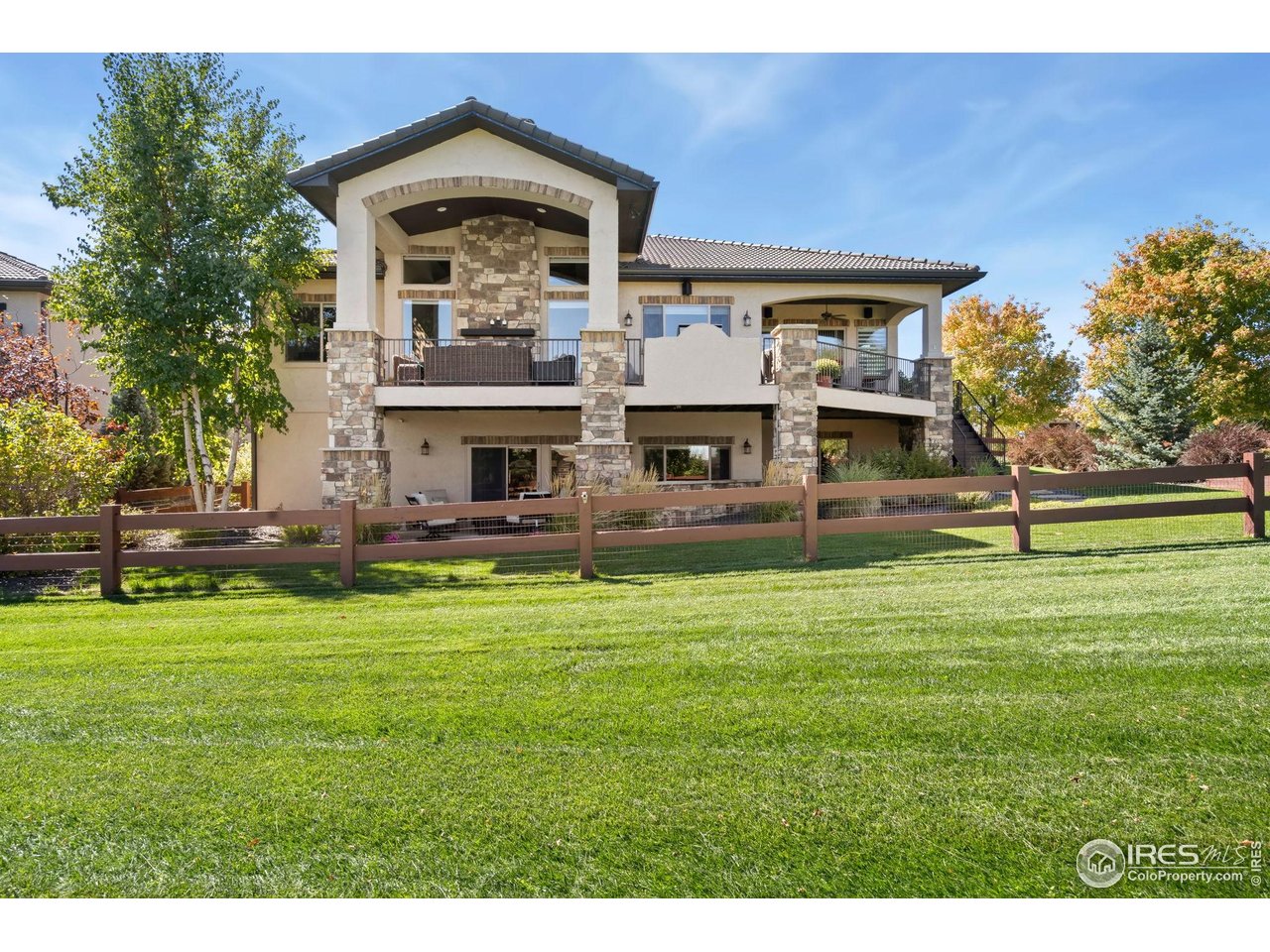 3828 Valley Crest Dr