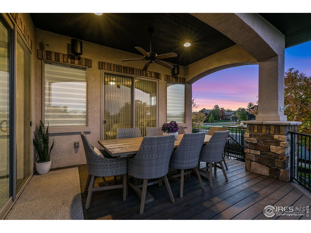 3828 Valley Crest Dr