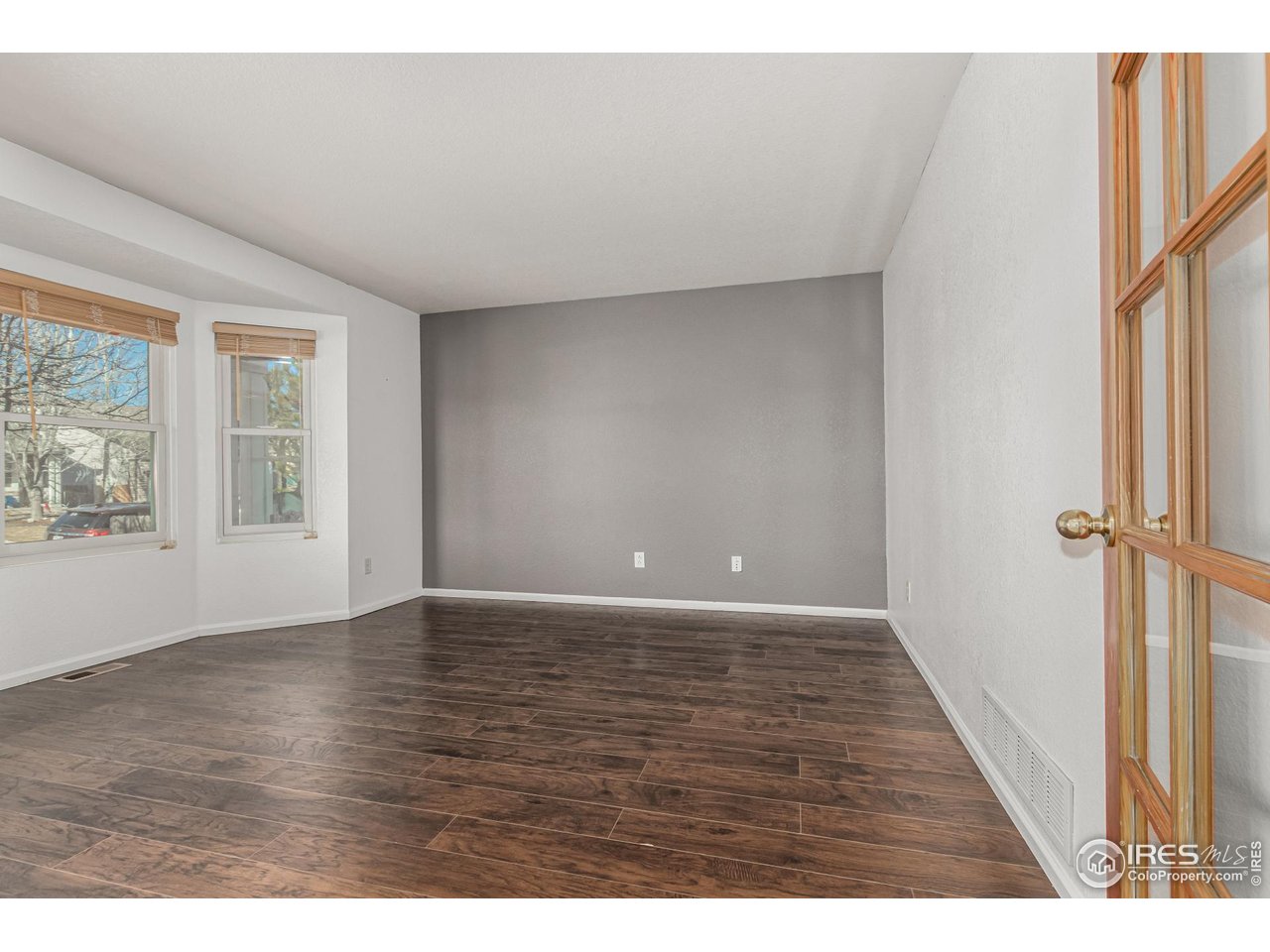1504 Persian Ave
