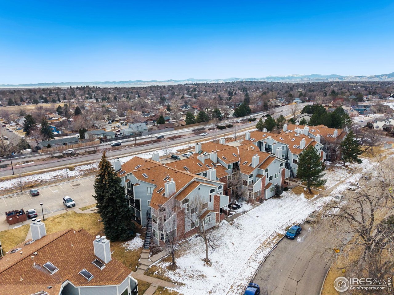 5620 W 80th Pl 66