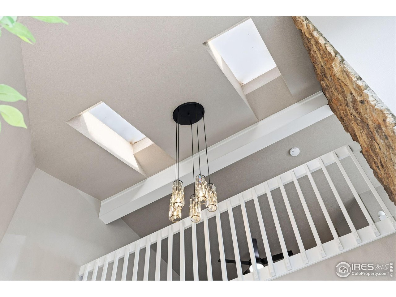 5620 W 80th Pl 66