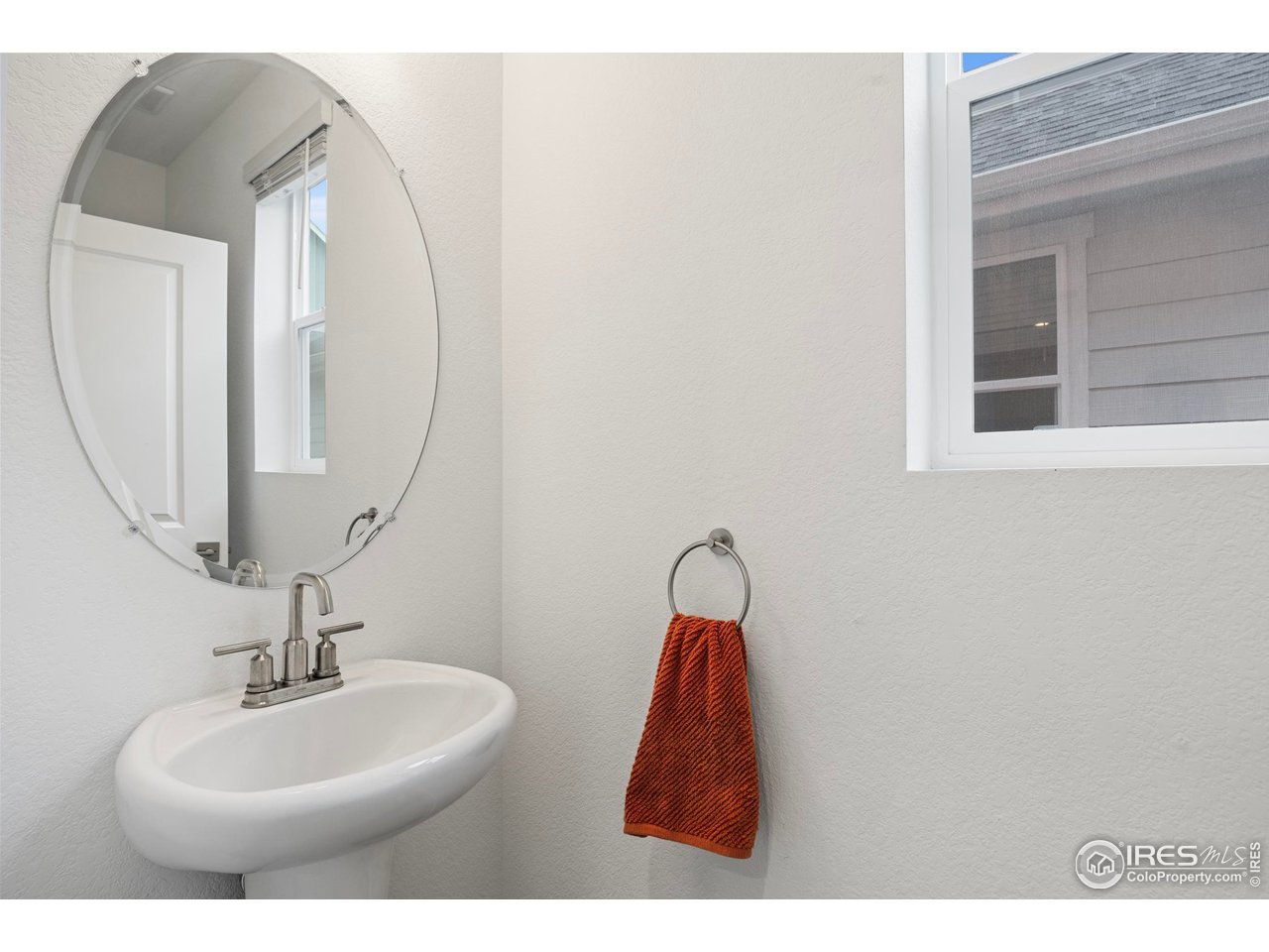 6044 Flying Mallard Dr