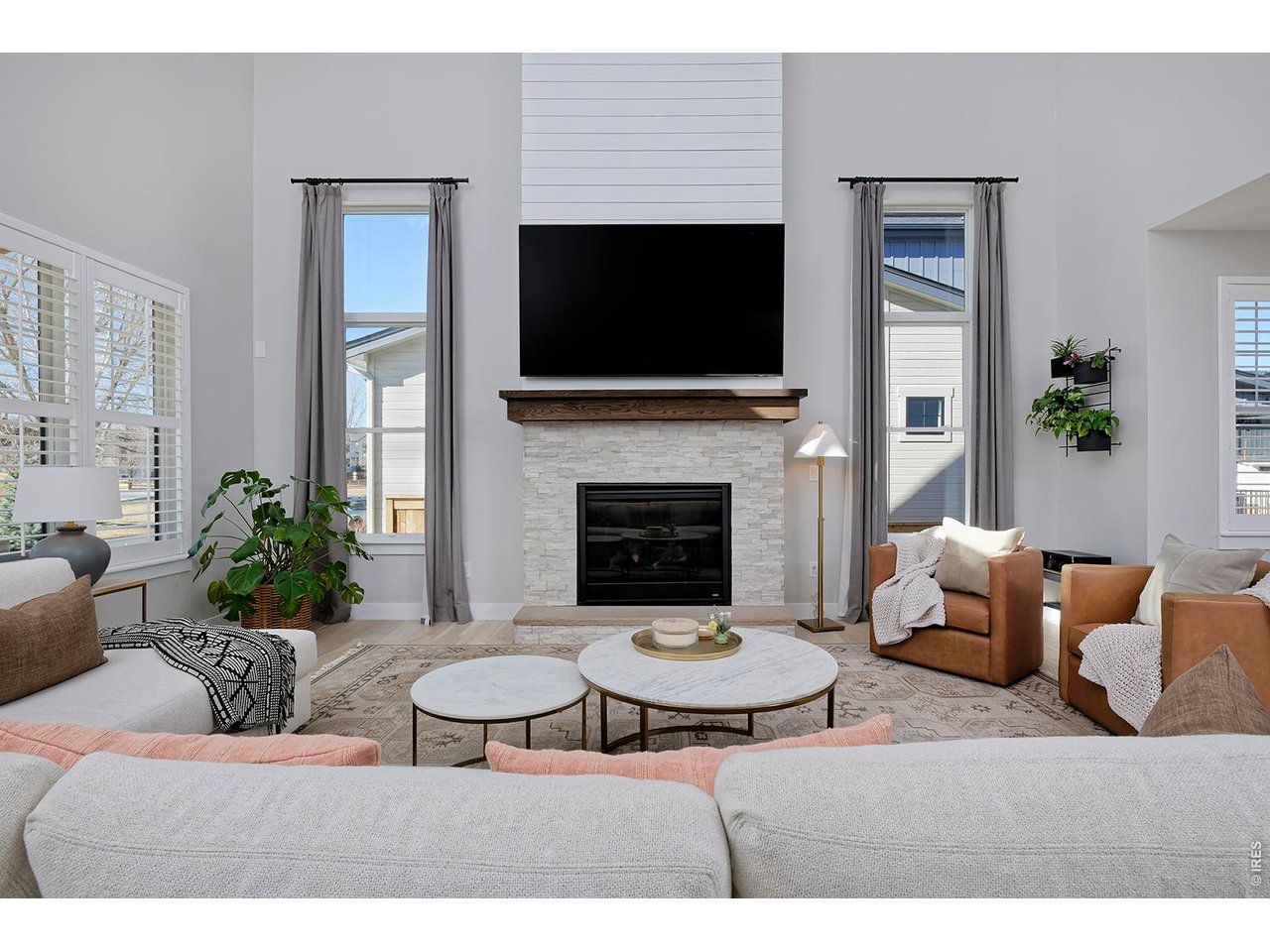 741 Saint Andrews Ln