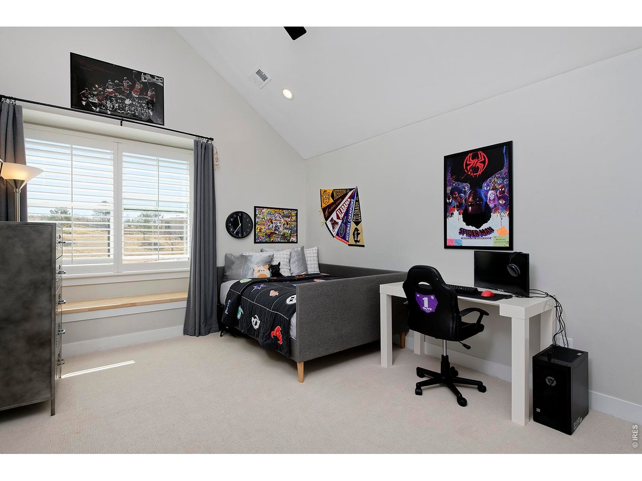 741 Saint Andrews Ln