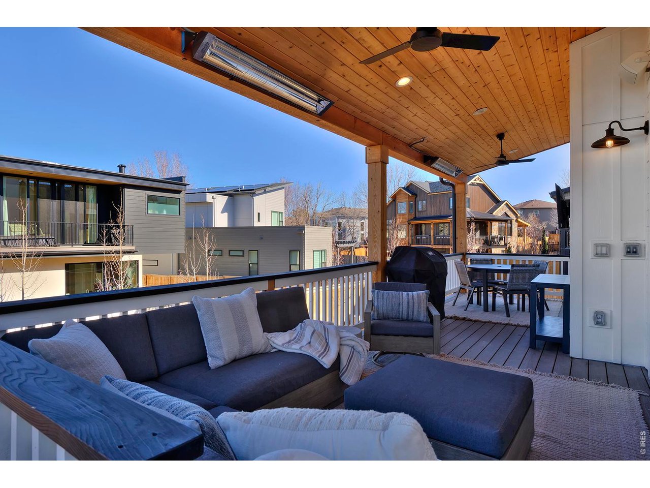 741 Saint Andrews Ln