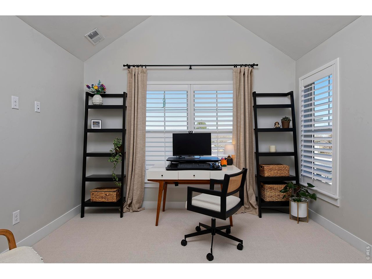 741 Saint Andrews Ln