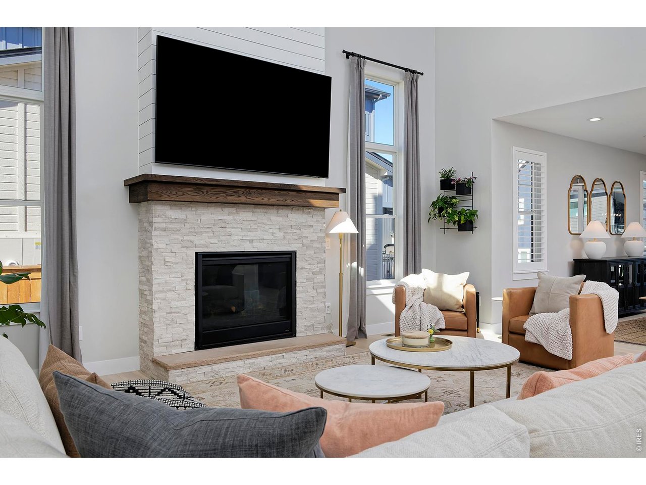 741 Saint Andrews Ln