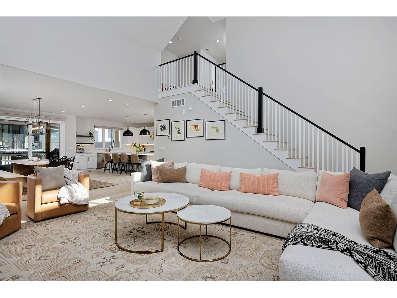 741 Saint Andrews Ln