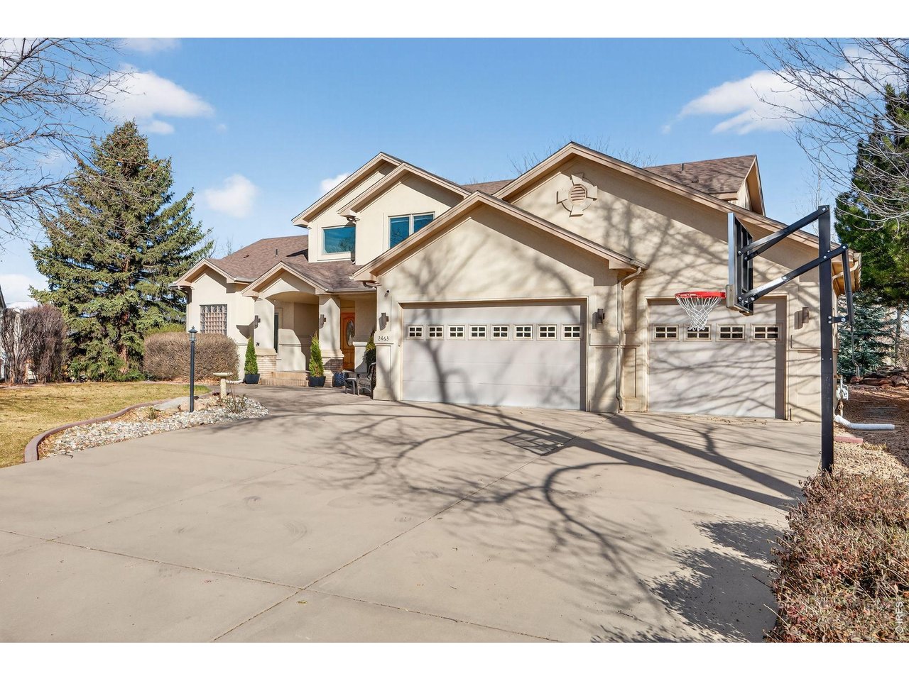 2463 Amber Dr